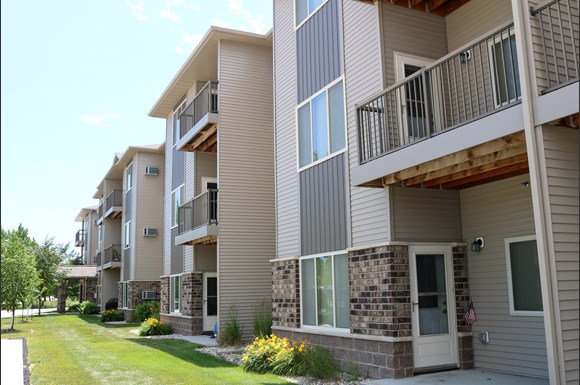 Prescott Place Apartments 3601 University Drive S Fargo Nd Rentcafe