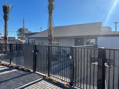 512 N 1St Street 3 Beds Apartment for Rent