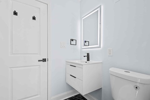 34 W Apsley St 5 Beds Apartment for Rent