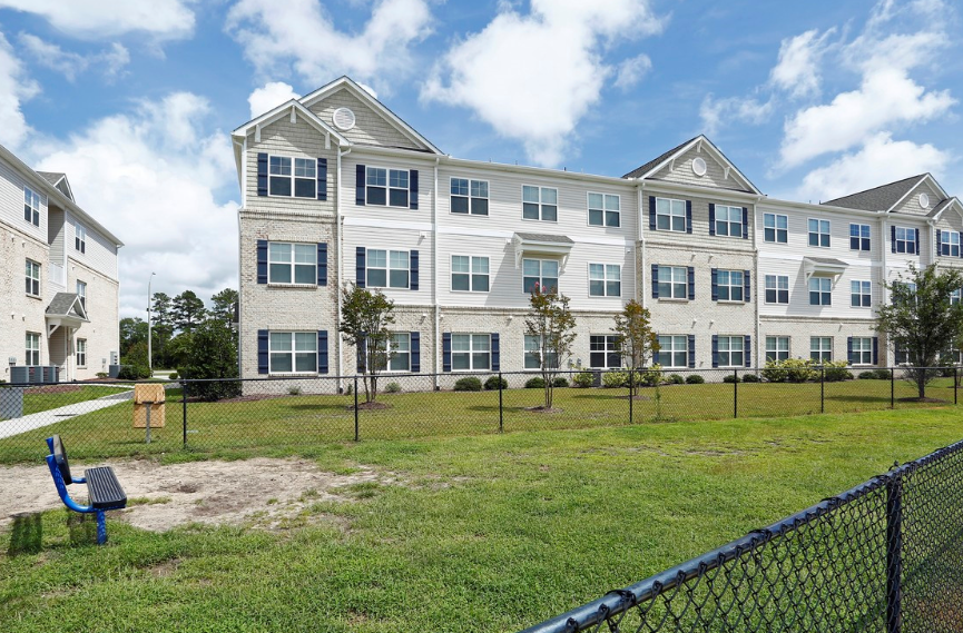 Compass Landing Apt Homes, 900 Old Fashioned Way, Newport, NC RentCafe