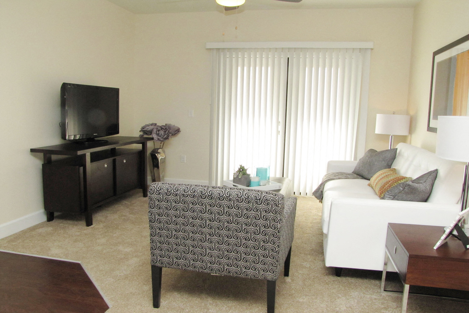 The Oaks at Hackberry | Apartments | Living Room