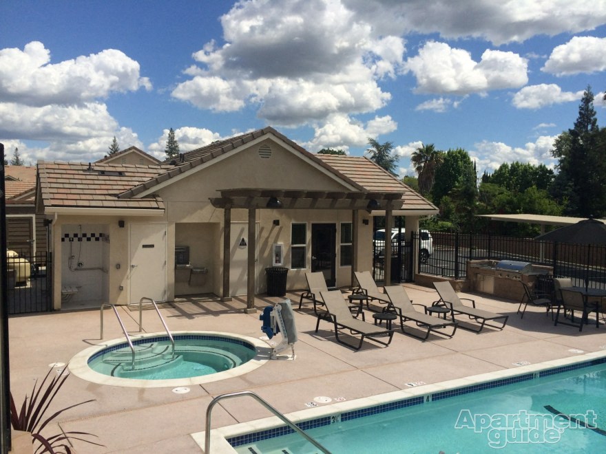 The Oaks at Hackberry | Apartments | Spa