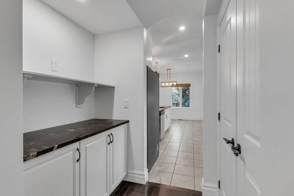 81 Kenwoods Cir  