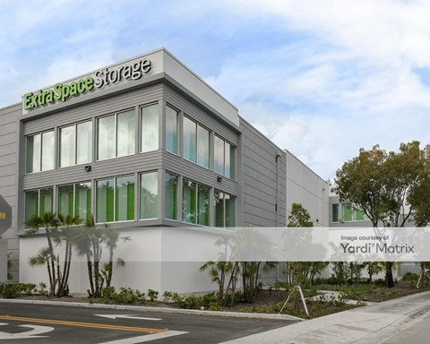 Storage Units for Rent available at 11210 NW 105Th Street, Doral, FL 33178