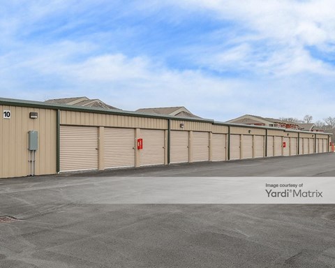 Storage Units for Rent available at 6015 Research Park Bl NW, Huntsville, AL 35806