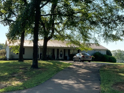 2447 India Road 2 Beds Apartment for Rent