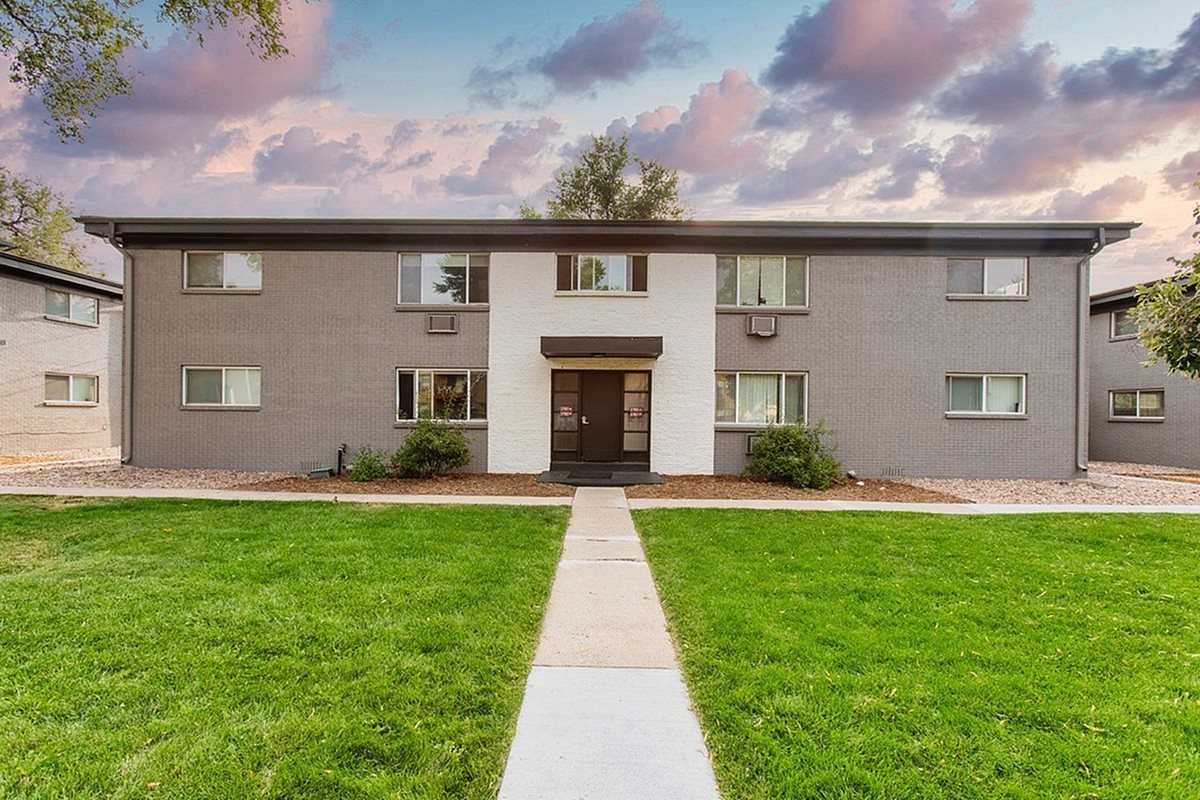OAK NORTH Apartments