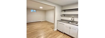 2x1 Garden Flat