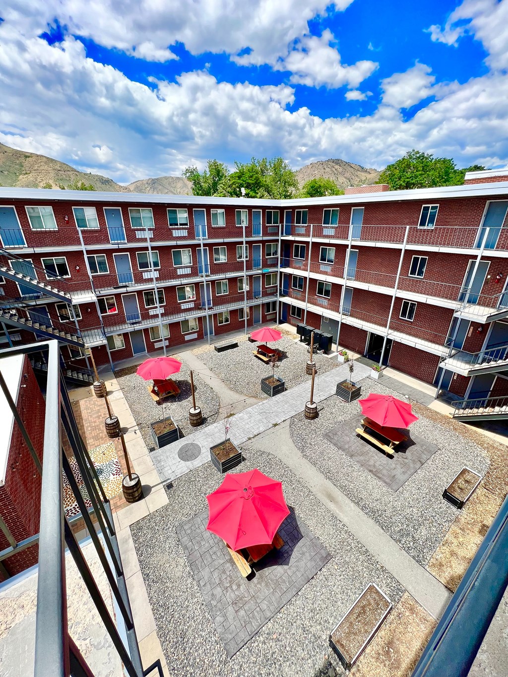 Source URL: https://medialibrarycf.entrata.com/100130/MLv3/3/27/2025/01/12/093502/678497f4bb58b8.31265348742.jpg