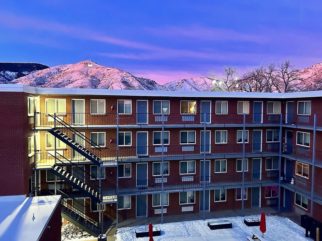 Source URL: https://medialibrarycf.entrata.com/100130/MLv3/3/27/2025/01/12/093503/678497f7822669.34330767190.jpg