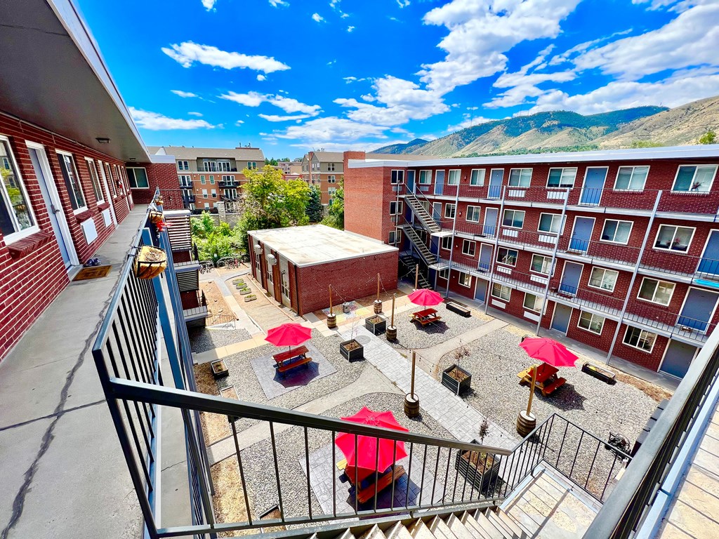 Source URL: https://medialibrarycf.entrata.com/100130/MLv3/3/27/2025/01/12/093637/678498538b72e7.14241497869.jpg