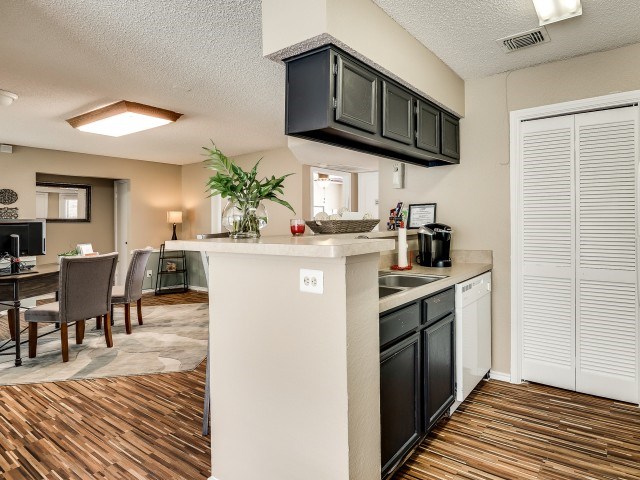 Source URL: https://medialibrarycf.entrata.com/2648/MLv3/3/27/2022/2/24/22375/5bae67cc35ae17.83941600103.jpg