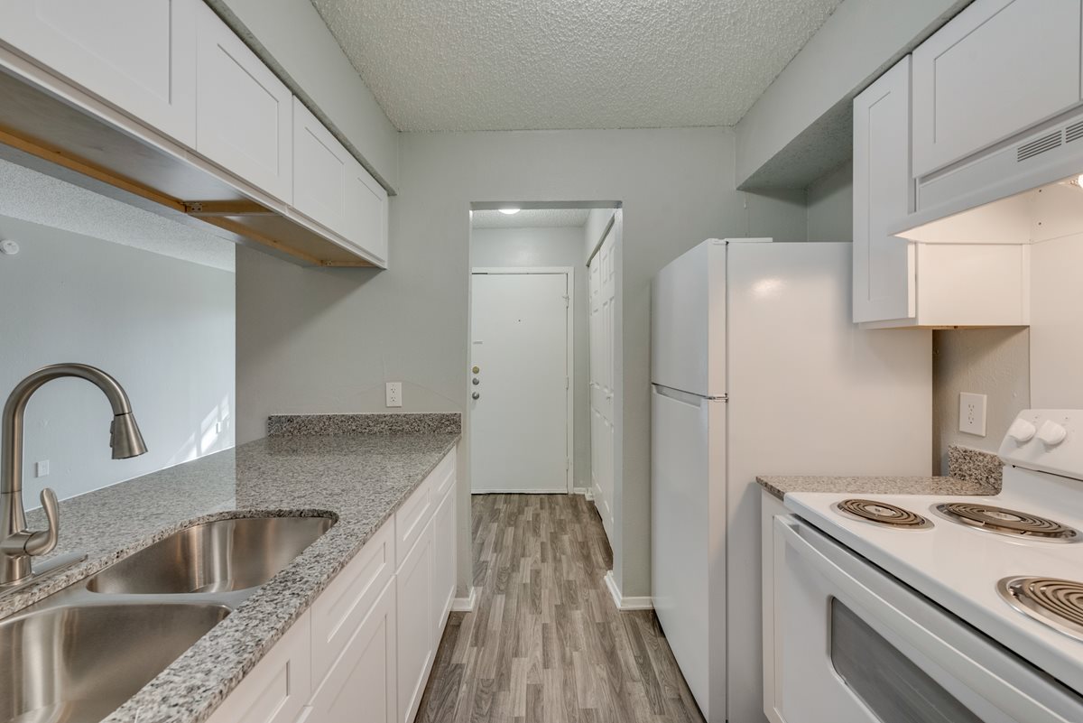 ROCHELLE PLACE Apartments