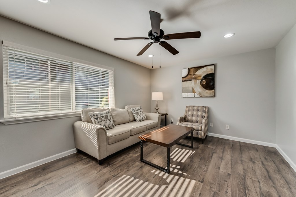 Source URL: https://medialibrarycf.entrata.com/2648/MLv3/3/27/2024/01/22/104656/65aeaa10516141.41250586281.jpg