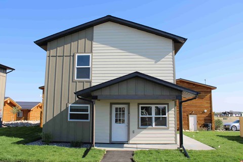 2901 Elderberry Ave #1 3 Beds Apartment for Rent