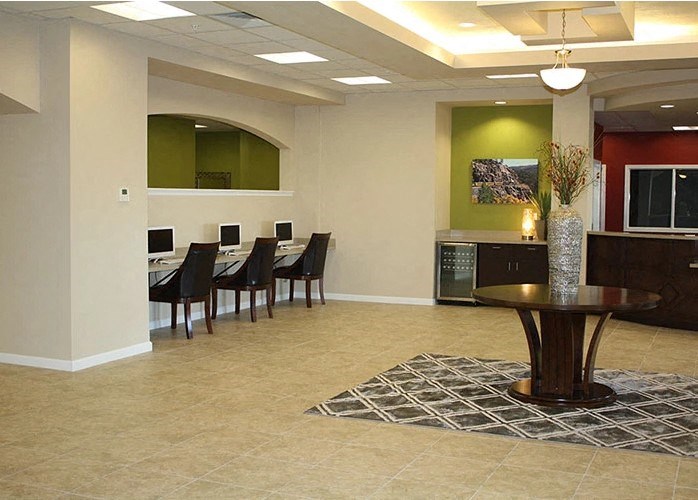 Oakshire Trails Business Center