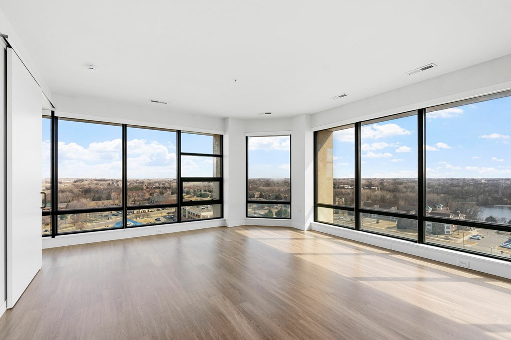 Source URL: https://medialibrarycf.entrata.com/100901/MLv3/3/27/2025/03/26/095914/67e424522790a7.95594264132.jpg