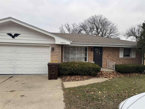 4804 Newburg Road 3 Beds Apartment for Rent