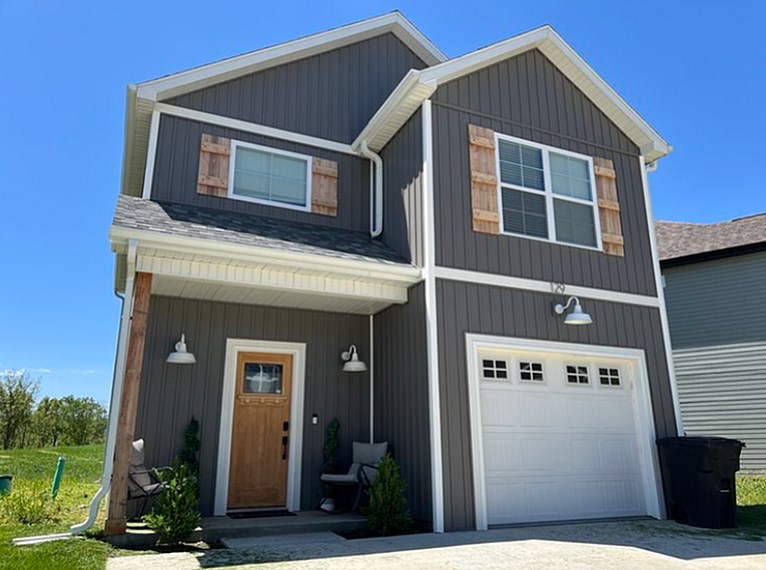 Source URL: https://medialibrarycf.entrata.com/100416/MLv3/3/27/2024/11/03/012331/6727dbc39510a5.98689808745.png