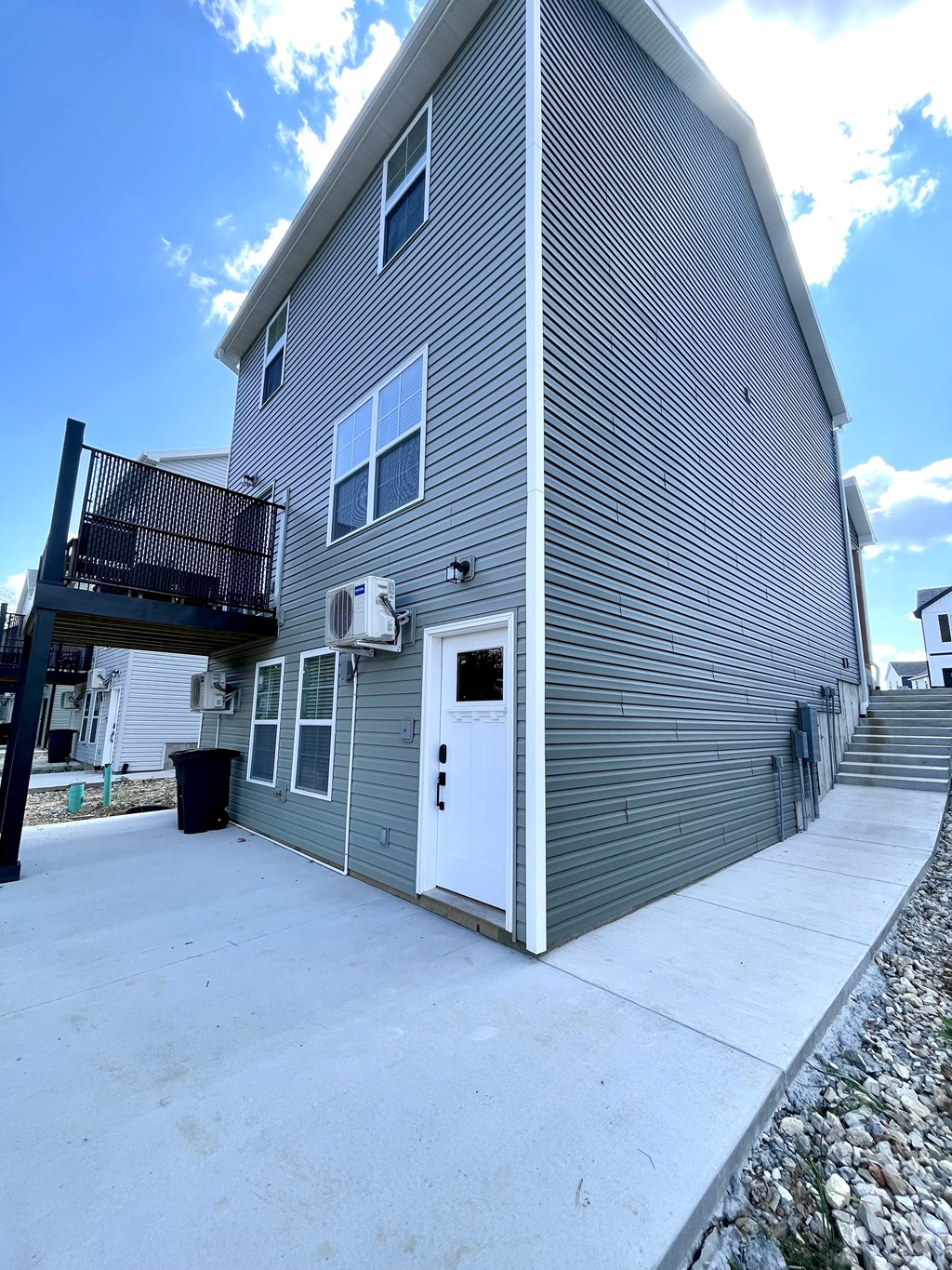 Source URL: https://medialibrarycf.entrata.com/100416/MLv3/3/27/2024/11/10/105106/6730f28a00d7d1.08394403793.jpg