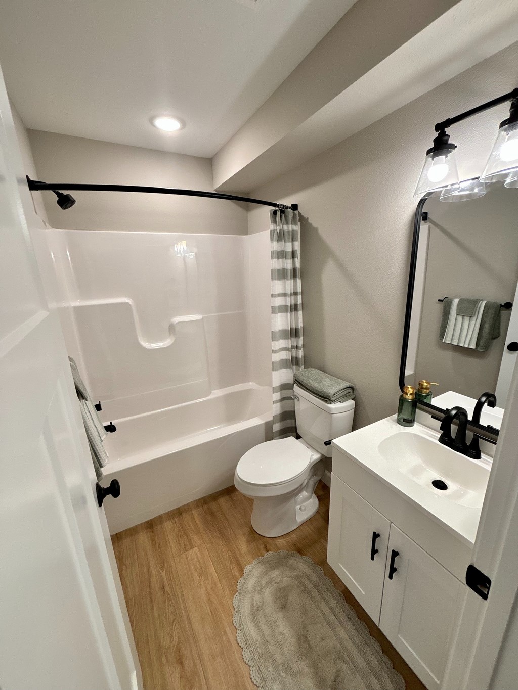 Source URL: https://medialibrarycf.entrata.com/100416/MLv3/3/27/2024/11/14/014526/67366164a7c548.39729831470.jpg