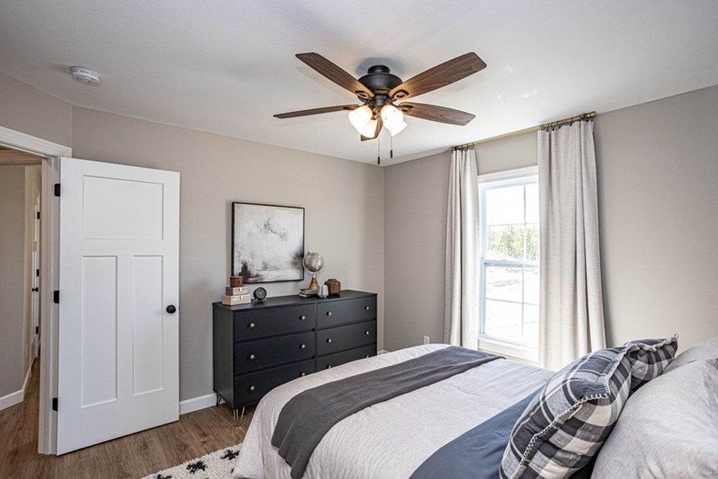 Source URL: https://medialibrarycf.entrata.com/100416/MLv3/3/27/2024/06/08/031650/6664ca42388347.76631501771.jpg