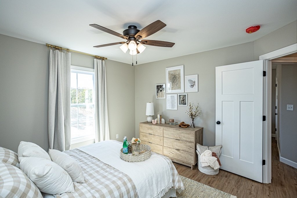 Source URL: https://medialibrarycf.entrata.com/100416/MLv3/3/27/2024/06/08/031643/6664ca3b548f10.27015053969.jpg