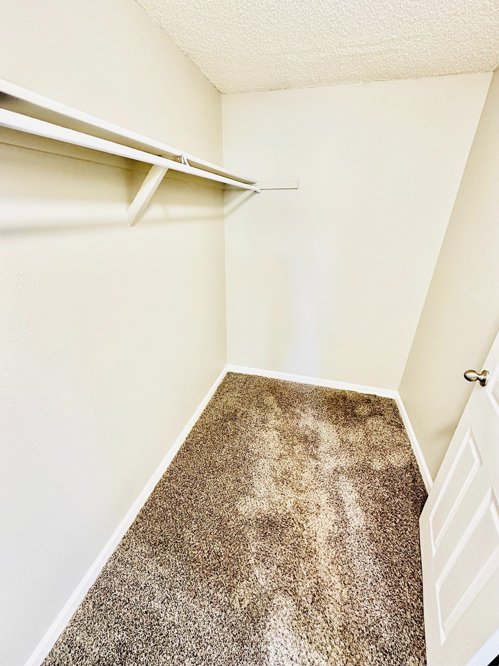 Source URL: https://medialibrarycf.entrata.com/100130/MLv3/3/27/2025/04/10/022852/67f82a027e1a81.41027253346.jpg