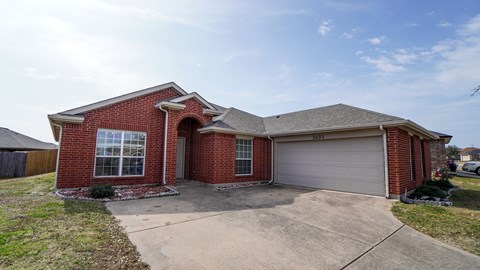 3401 Spruce Street 4 Beds Apartment for Rent