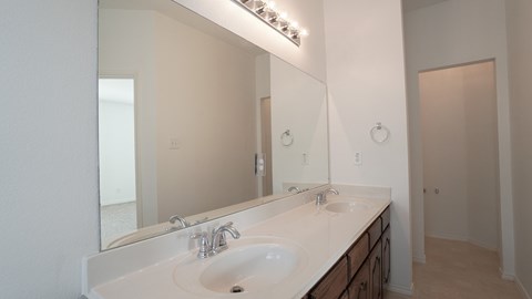 3401 Spruce Street 4 Beds Apartment for Rent