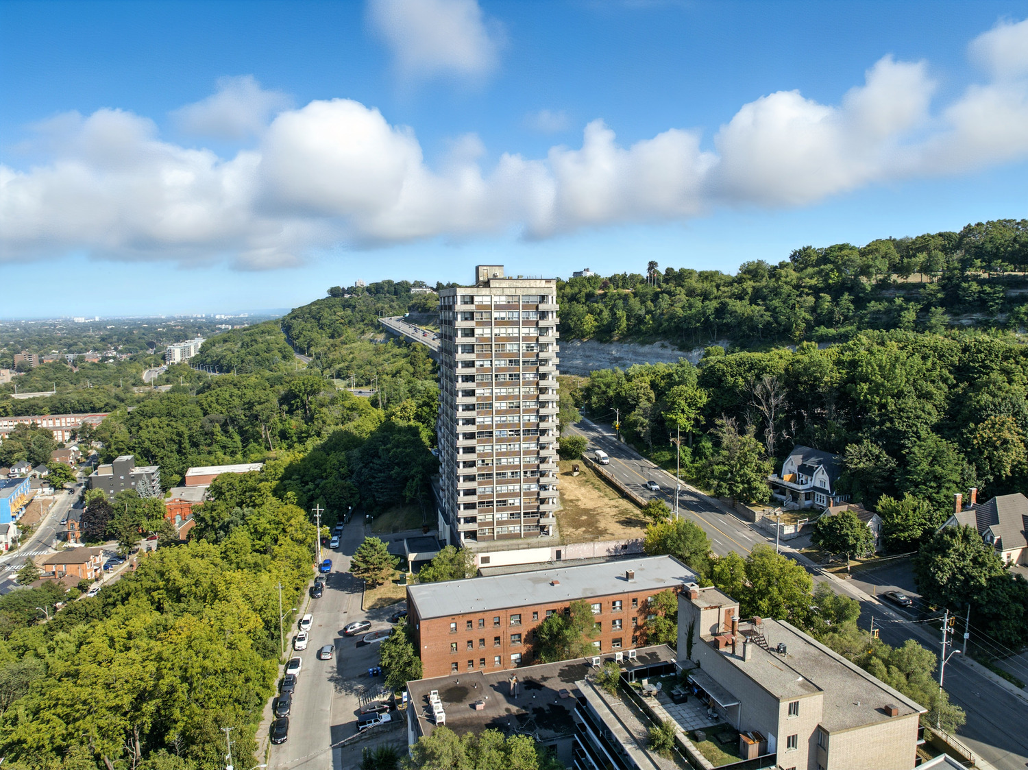 studio apartment - 130 St. Joseph's Drive, Hamilton - unit 3P 3