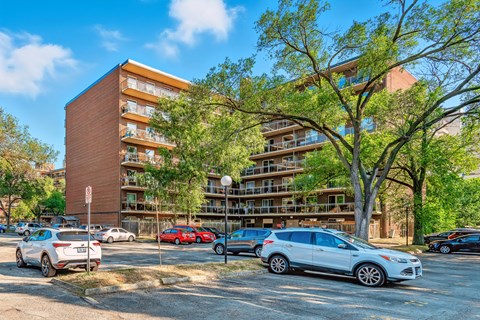 480 Maple Avenue 1-3 Beds Apartment for Rent