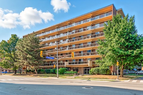 510 Maple Avenue Studio-3 Beds Apartment for Rent