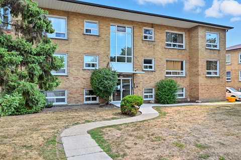 193 Maurice Drive 1-2 Beds Apartment for Rent