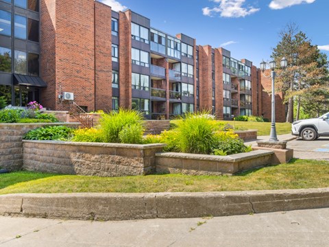 12 Heather Street 1-3 Beds Apartment for Rent