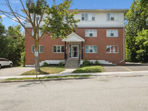 51 Albert Street 2 Beds Apartment for Rent