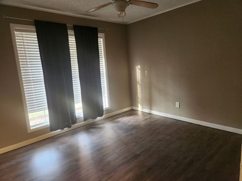 311 Ralph St. 3 Beds Apartment for Rent
