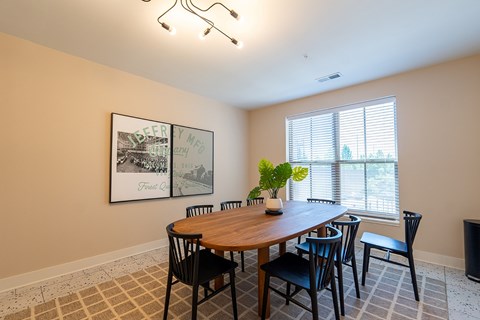 Source URL: https://medialibrarycf.entrata.com/17142/MLv3/3/27/2024/10/22/011841/6717fa9180ee13.32484704962.jpg