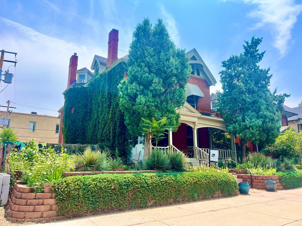 Source URL: https://medialibrarycf.entrata.com/100130/MLv3/3/27/2025/02/18/010828/67b4e8bab6fc51.80264627268.jpg