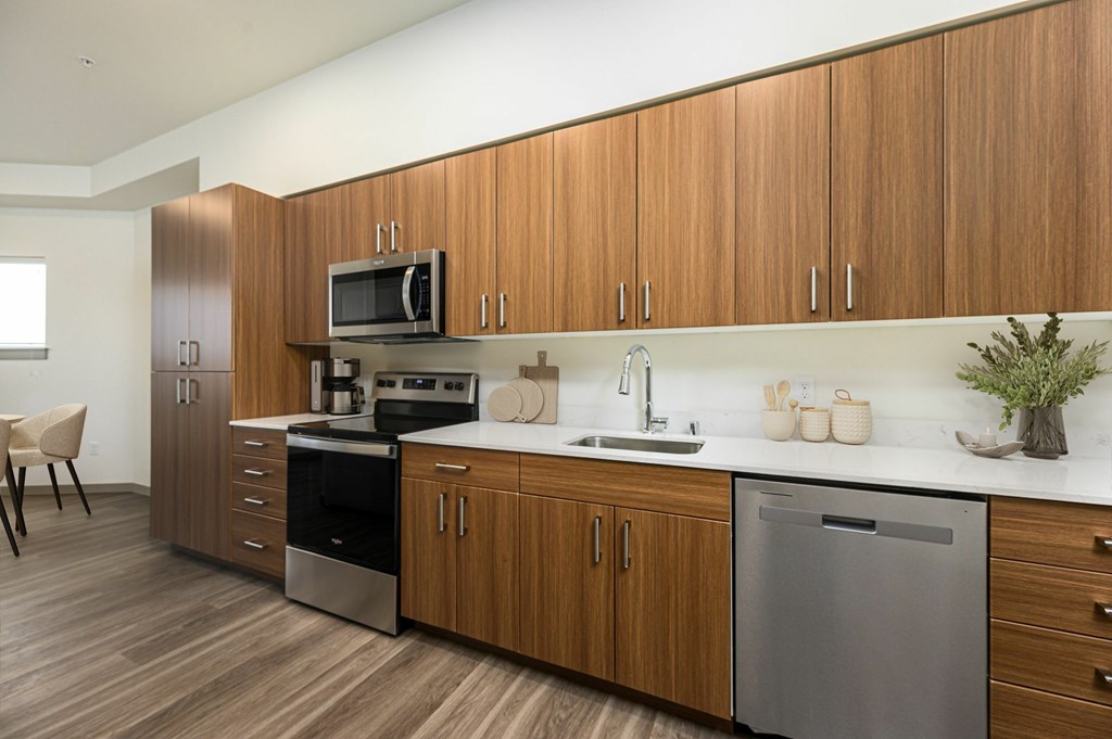 Source URL: https://medialibrarycf.entrata.com/100979/MLv3/3/27/2025/02/17/113242/237091_100061484_65e96696ca0da9.11008960248.jpg