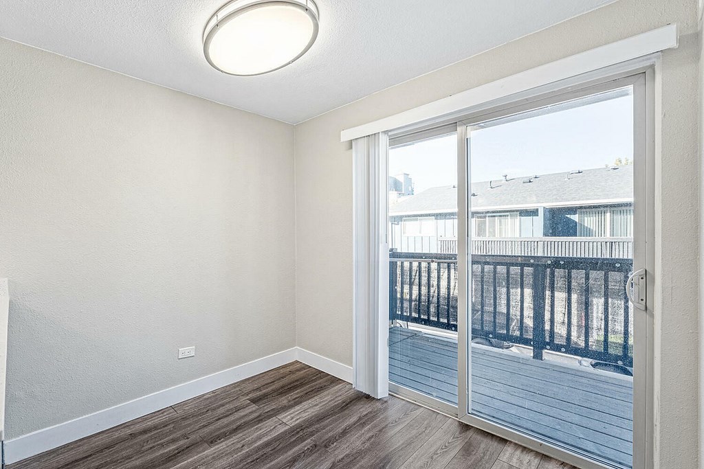 Source URL: https://medialibrarycf.entrata.com/100130/MLv3/3/27/2025/03/31/030344/67eb0330605dd0.59659140591.jpg