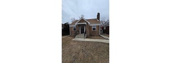 3/1.5 1116 sqft