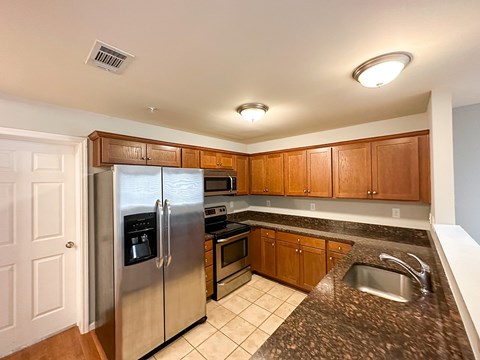 110 W 5Th St 1 Apartment for Rent