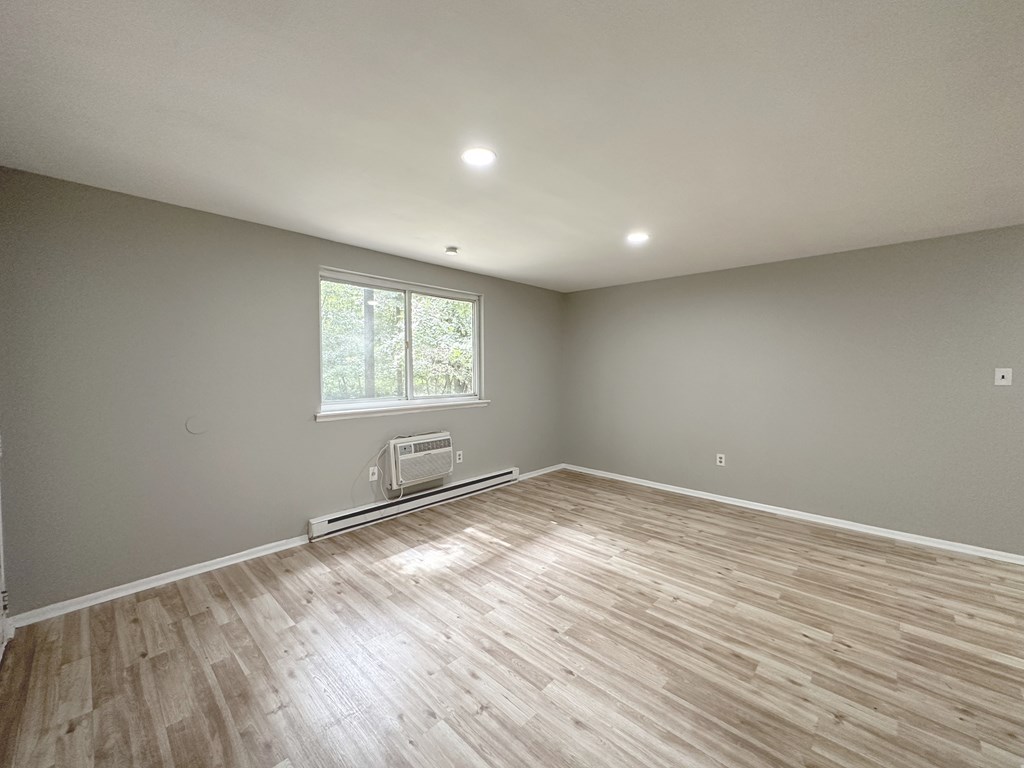 Source URL: https://medialibrarycf.entrata.com/18901/MLv3/3/27/2023/10/18/075825/65308d3cc72d52.01201702380.jpg