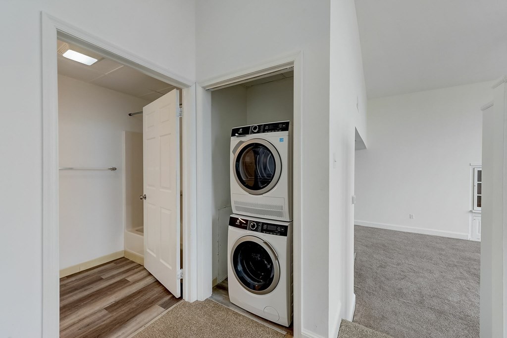 Source URL: https://medialibrarycf.entrata.com/18901/MLv3/3/27/2023/12/13/101230/6579e5fe108055.63149403693.jpg