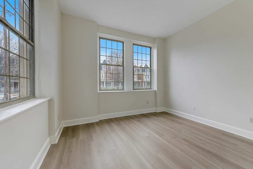 Source URL: https://medialibrarycf.entrata.com/18901/MLv3/3/27/2023/12/13/101232/6579e6004dfdc5.52470381383.jpg