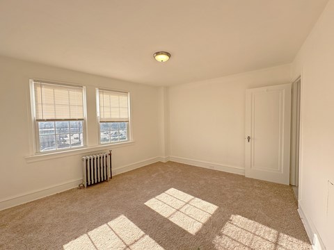 Source URL: https://medialibrarycf.entrata.com/18901/MLv3/3/27/2024/02/06/014029/65c299380bb4e5.31377565355.jpg