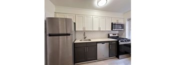 2 Bed/ 1 Bath