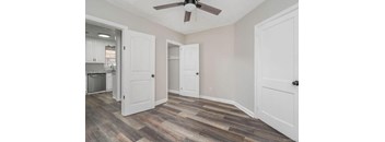 4/2 1706 sqft