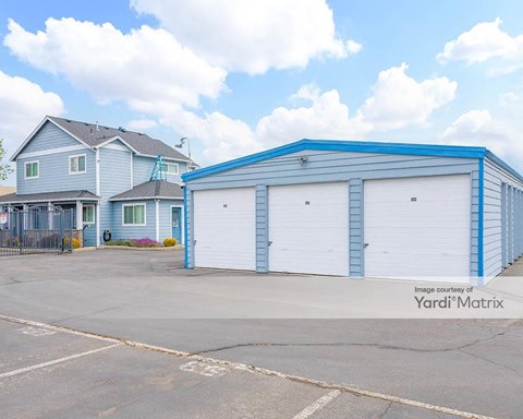 Storage Units for Rent available at 3509 South Pacific Hwy, Medford, OR 97501